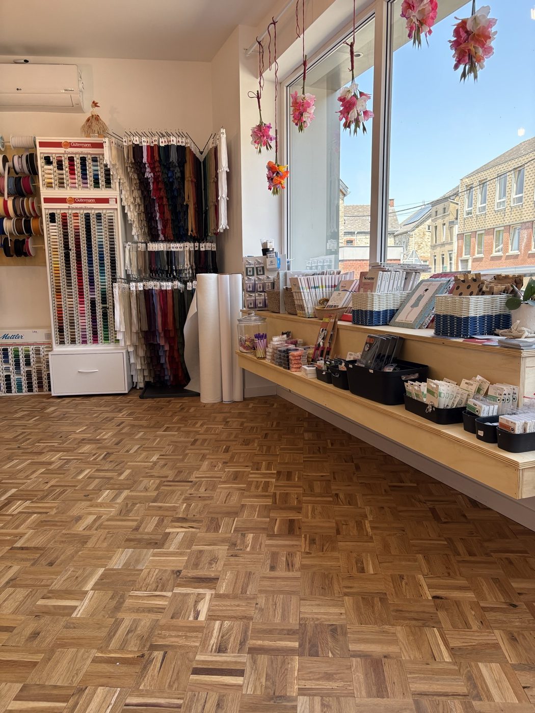 Intérieur de la boutique Juju Couture